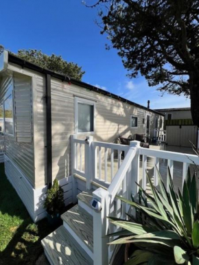 Caravan at Newquay Bay Resort - 3 Bedrooms